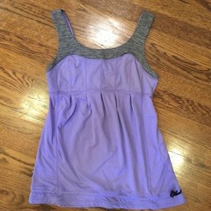 Lululemin “Sunset Tank” Excellent Condition